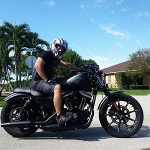 Meet your Posher, Alvaro